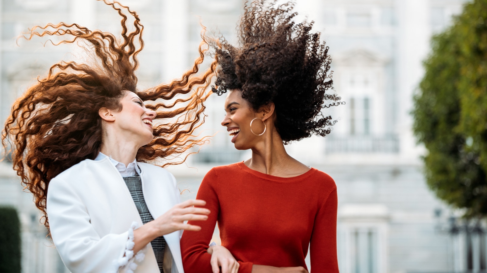 Women in houston with frizzy hair